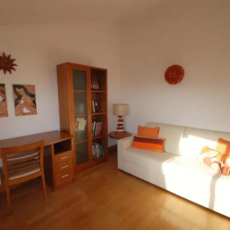 Ship - 4 Bedroom Duplex With Sea And Pool Views, 1km From The *