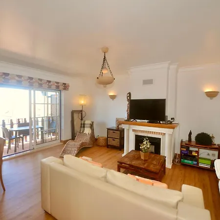 Ship - 4 Bedroom Duplex With Sea And Pool Views, 1km From The Sao Martinho do Porto