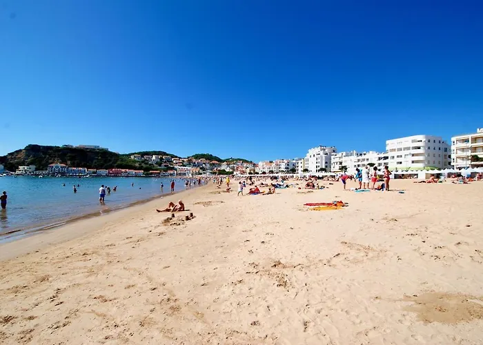 Apartman Ship - 4 Bedroom Duplex With Sea And Pool Views, 1km From The São Martinho do Porto