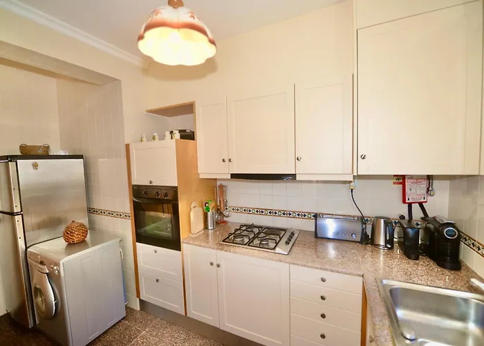 Ship - 4 Bedroom Duplex With Sea And Pool Views, 1km From The Apartman *